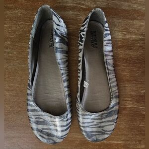 Mossimo Supply Zebra Pattern Flats - Black and Silver Shoes Ballet Slippers 9.5